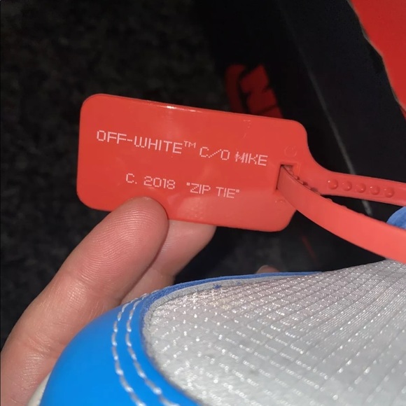 Jordan 1 retro unc off white - Picture 8 of 10
